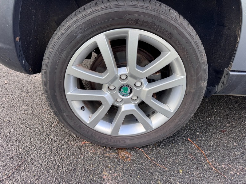 Used Skoda Yeti 2011 for sale - 76758780: Photo 45