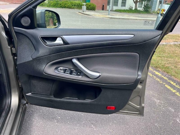 Used Ford Mondeo 2011 for sale - 75403181: Photo 33