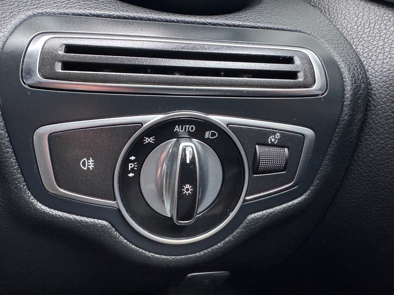 Used Mercedes-Benz C Class 2015 for sale - 76974072: Photo 29