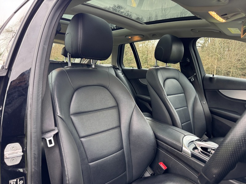 Used Mercedes-Benz C Class 2015 for sale - 76974072: Photo 32