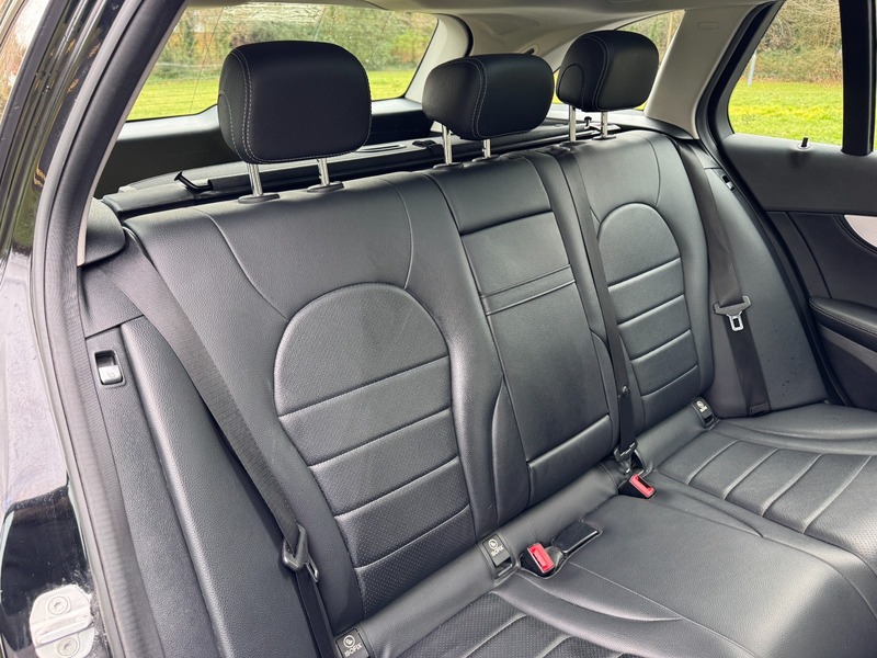 Used Mercedes-Benz C Class 2015 for sale - 76974072: Photo 40