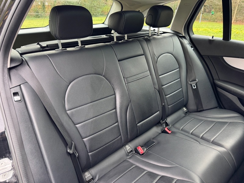 Used Mercedes-Benz C Class 2015 for sale - 76974072: Photo 41