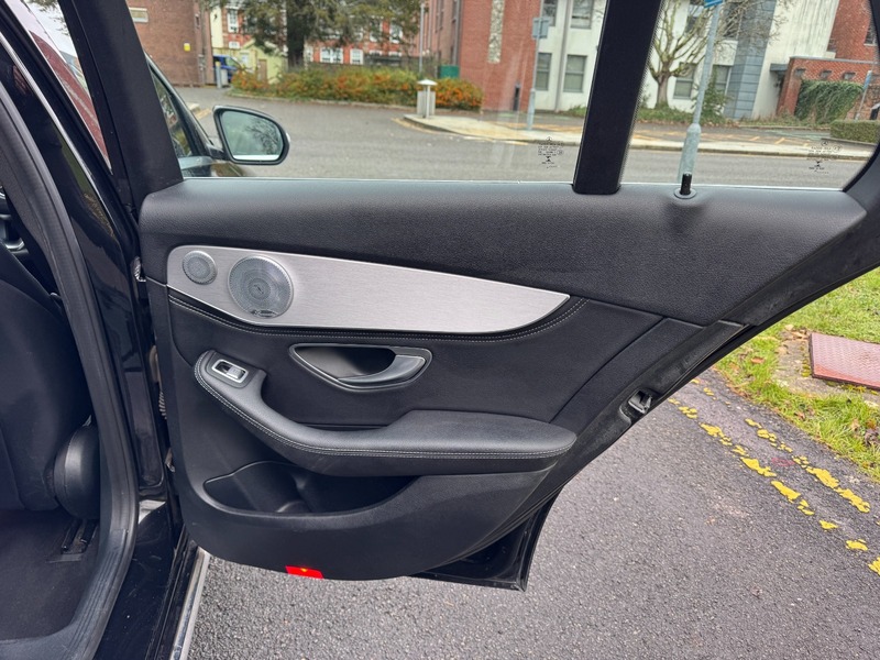 Used Mercedes-Benz C Class 2015 for sale - 76974072: Photo 47