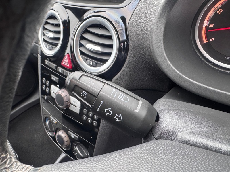 Used Vauxhall Corsa 2013 for sale - 77798514: Photo 18