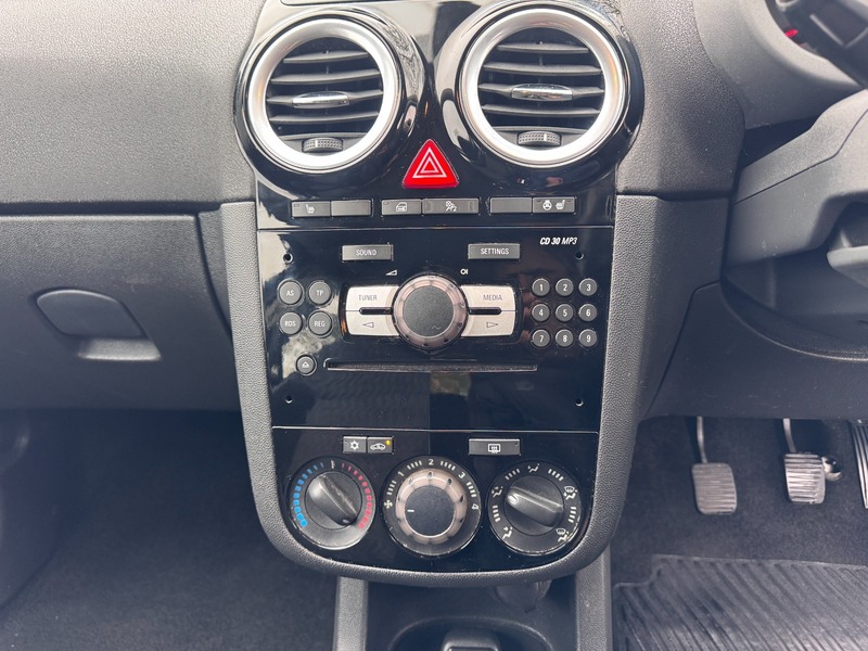 Used Vauxhall Corsa 2013 for sale - 77798514: Photo 23