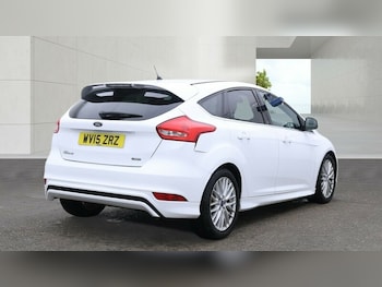 Used Ford Focus 2015 for sale - 79619810: Photo