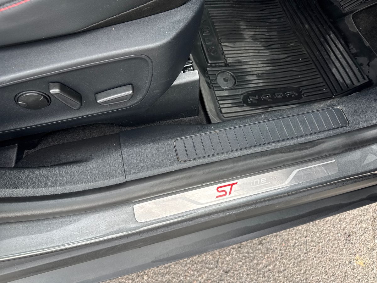 Used Ford Kuga 2023 for sale - 78198942: Photo 37