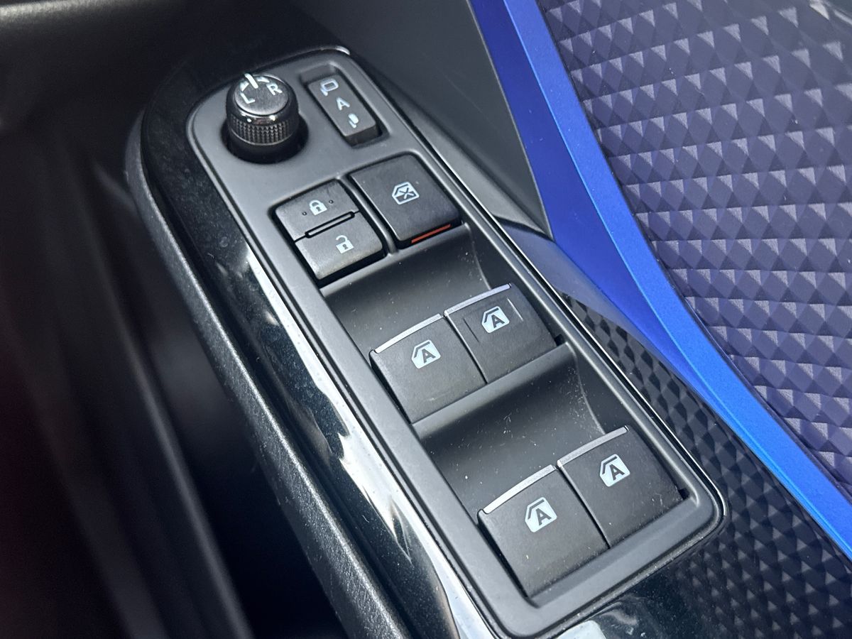 Used Toyota C-HR 2017 for sale - 77877446: Photo 18