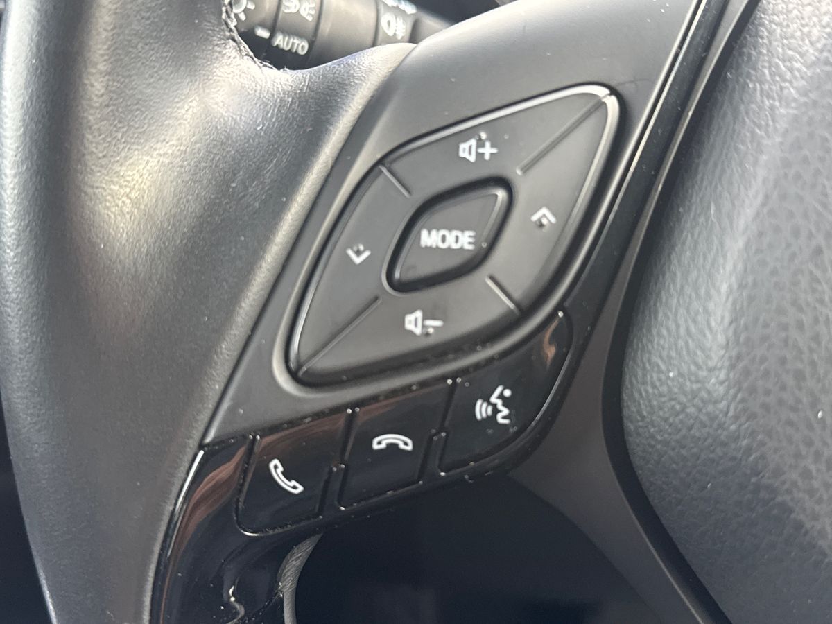 Used Toyota C-HR 2017 for sale - 77877446: Photo 24