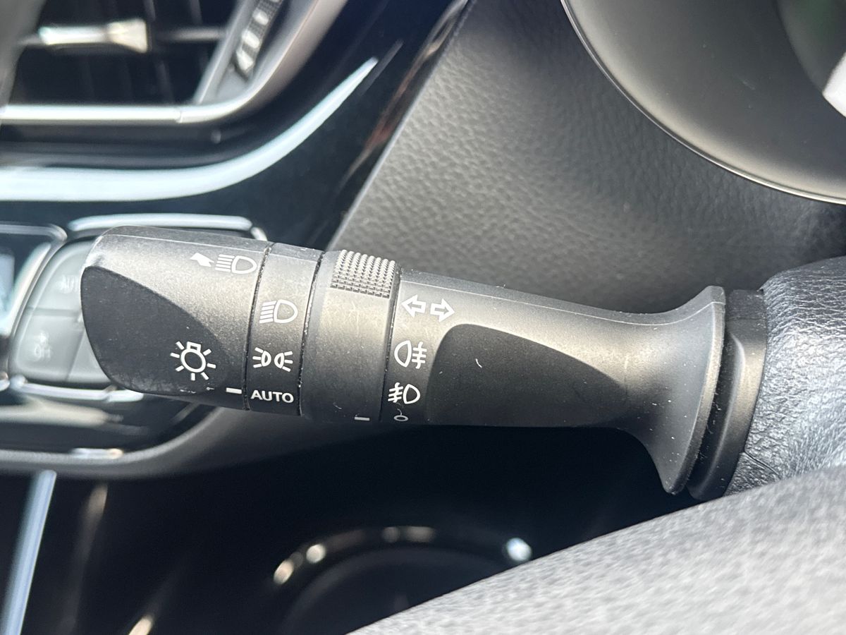 Used Toyota C-HR 2017 for sale - 77877446: Photo 53