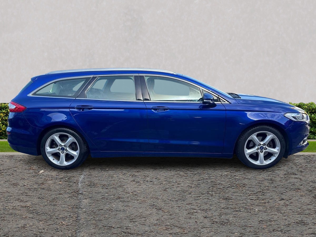 Used Ford Mondeo 2018 for sale - 78055279: Photo 2