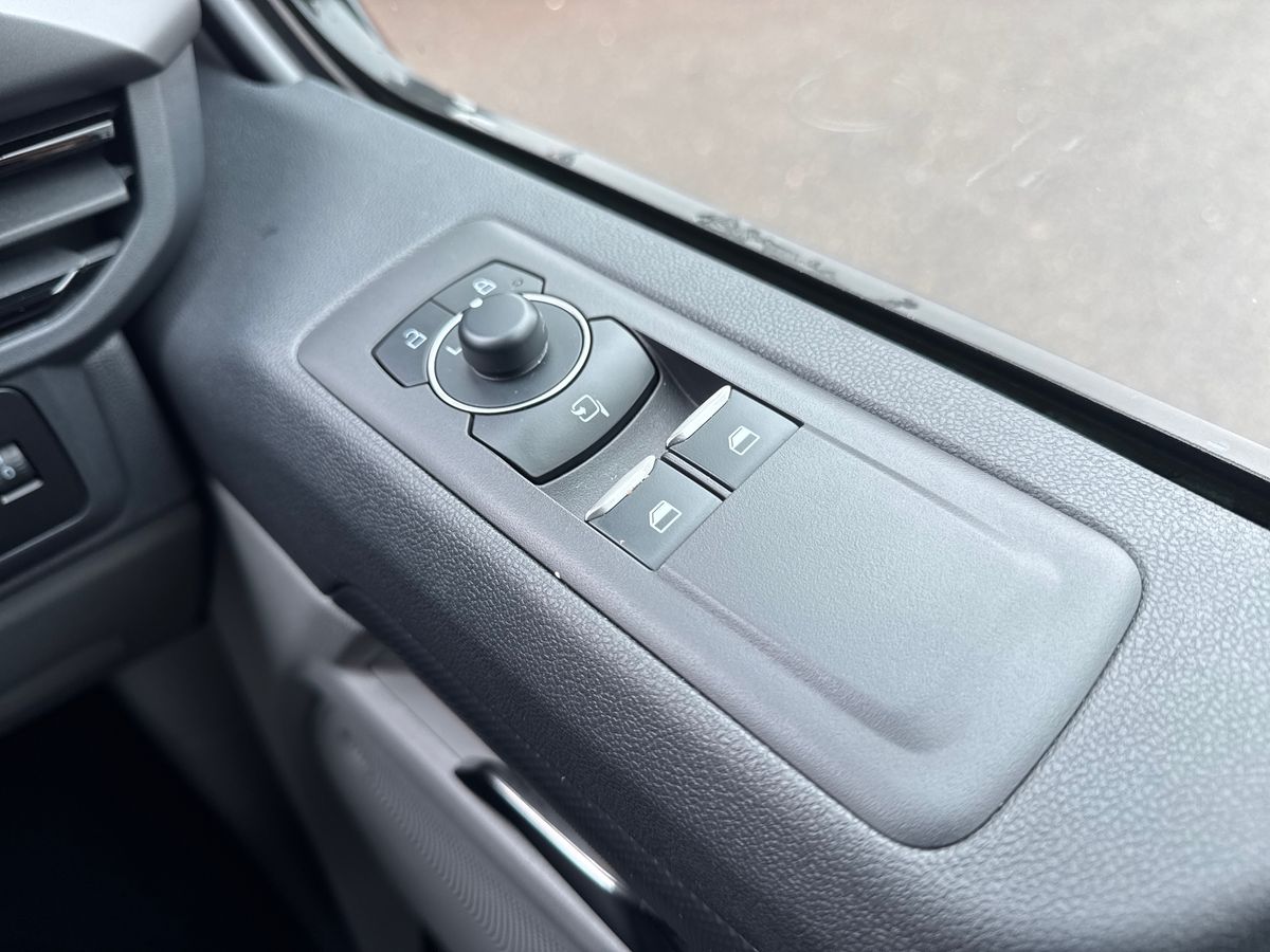 Used Ford Transit Custom 2025 for sale - 77877473: Photo 18