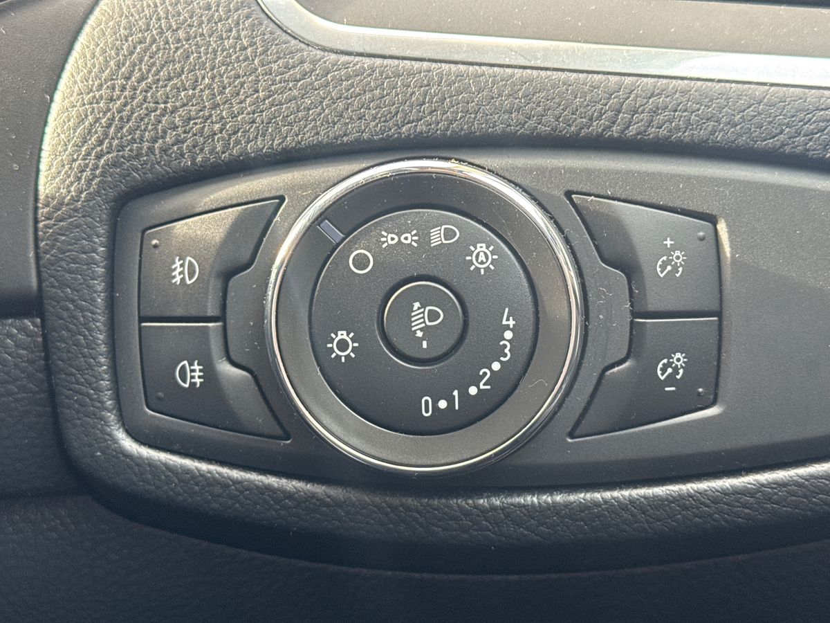 Used Ford S-Max 2022 for sale - 77884746: Photo 25