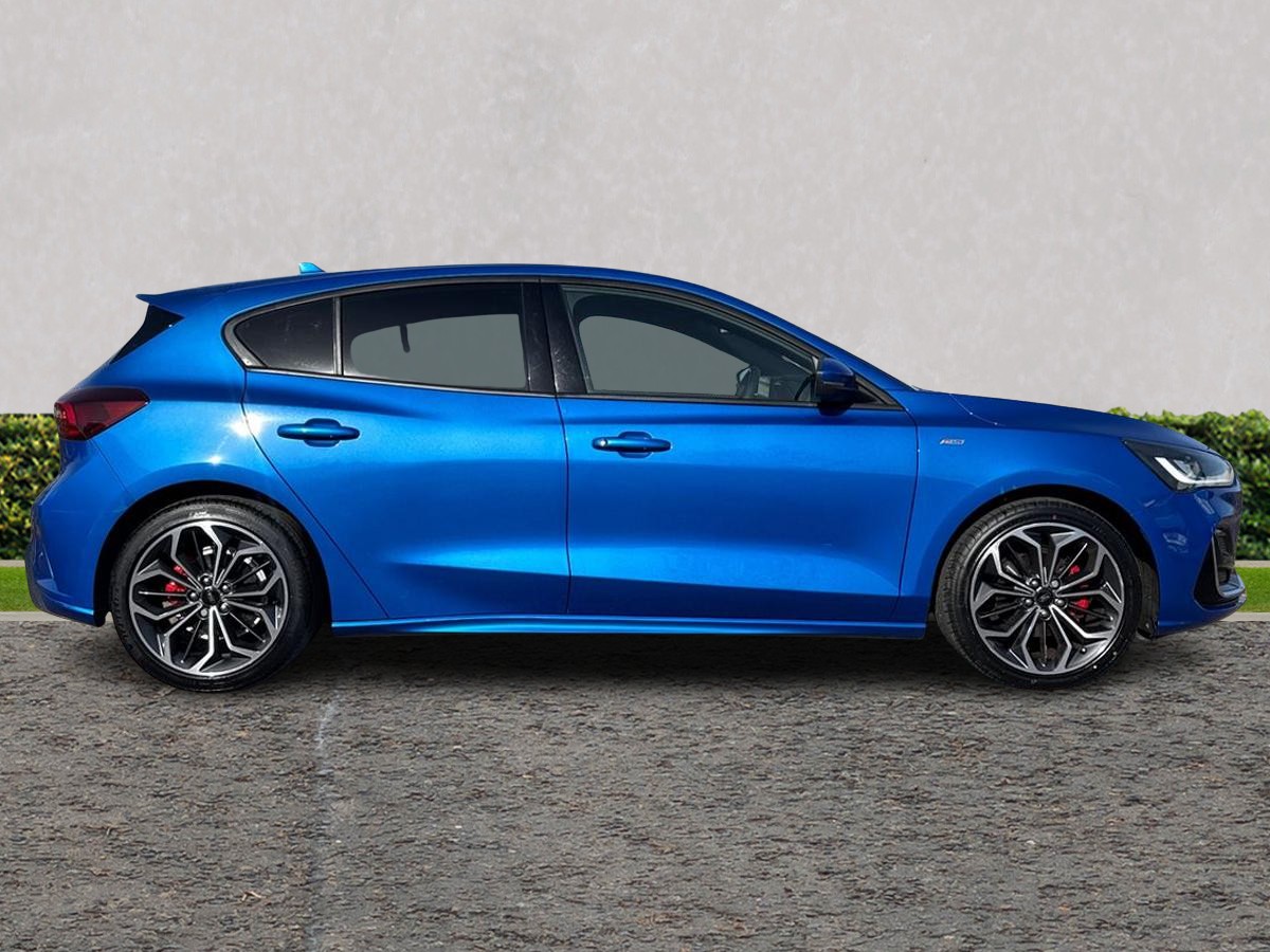 Used Ford Focus 2022 for sale - 77884751: Photo 2