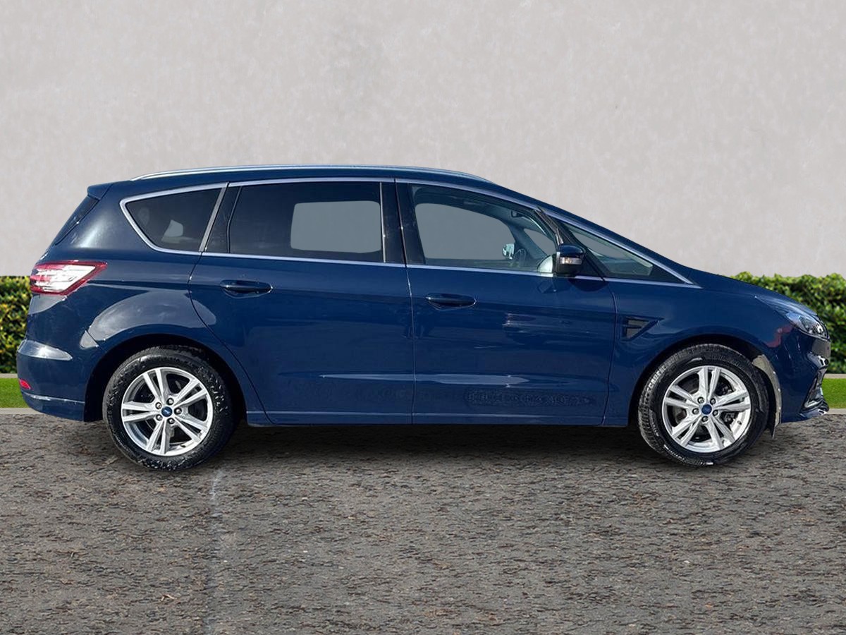 Used Ford S-Max 2023 for sale - 77877445: Photo 2