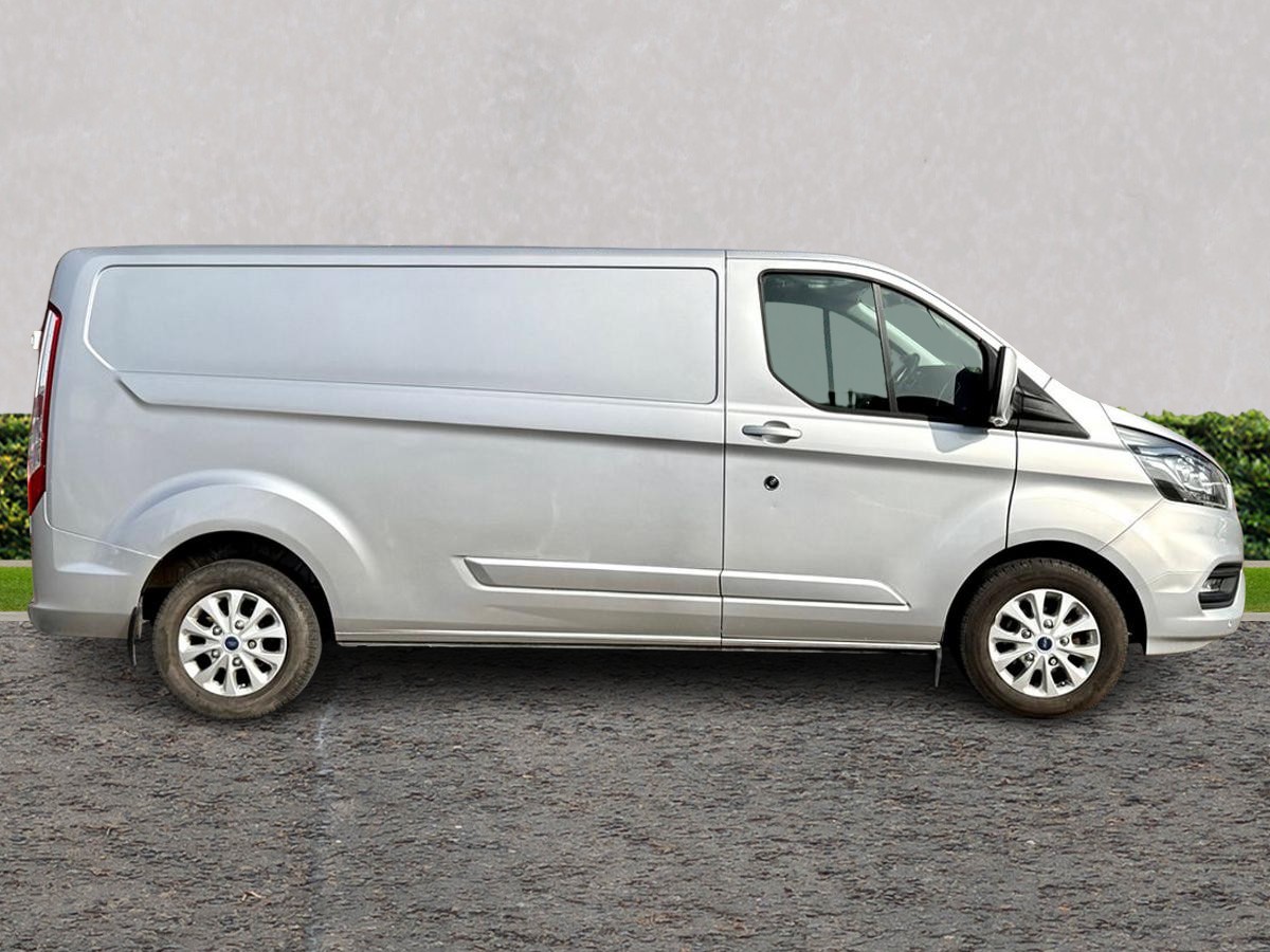 Used Ford Transit Custom 2023 for sale - 77877439: Photo 2