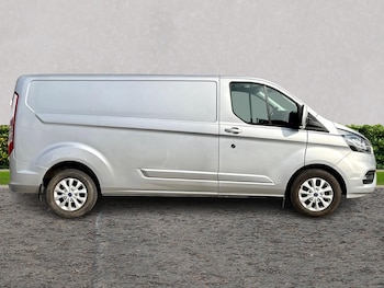 Used Ford Transit Custom 2023 for sale - 77877439: Photo