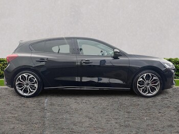 Used Ford Focus 2023 for sale - 77884749: Photo