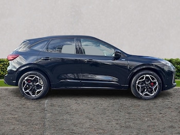 Used Ford Kuga 2025 for sale - 77884802: Photo