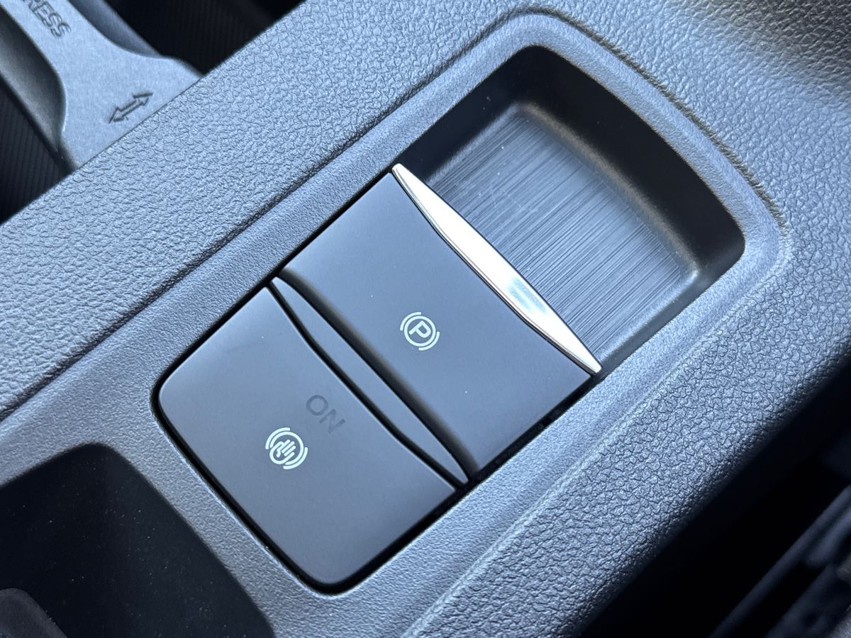 Used Ford Kuga 2025 for sale - 77884802: Photo 30