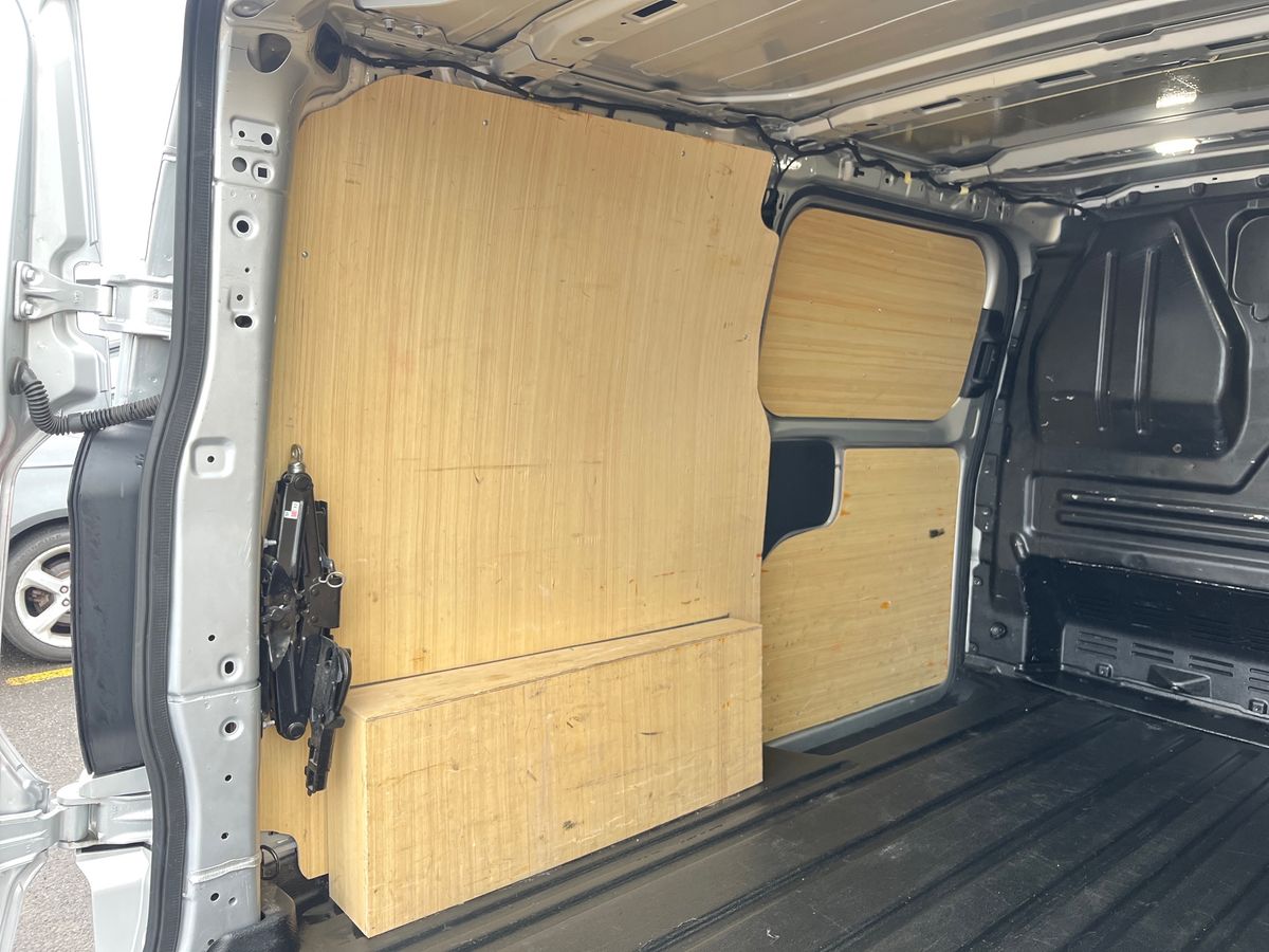 Used Ford Transit Custom 2024 for sale - 77884773: Photo 40