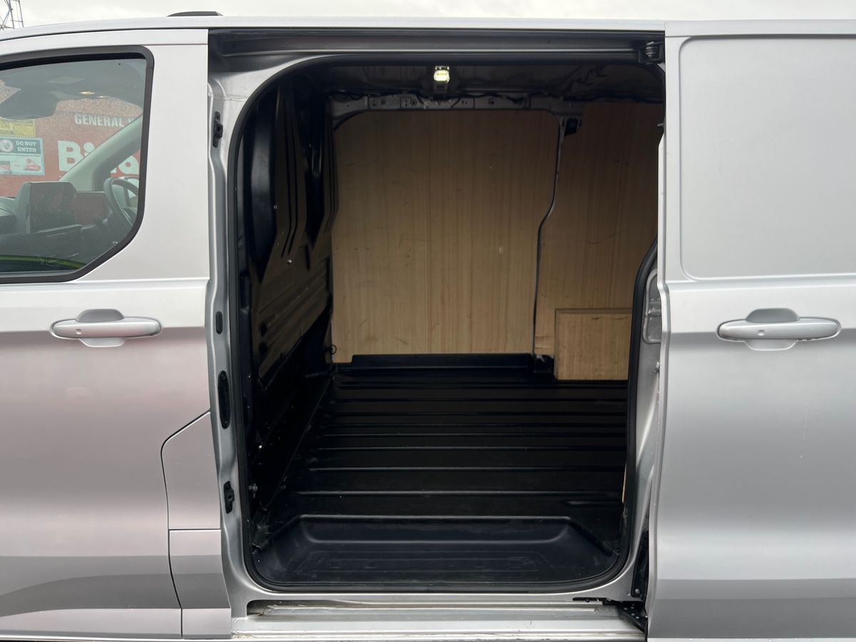 Used Ford Transit Custom 2024 for sale - 77884773: Photo 43