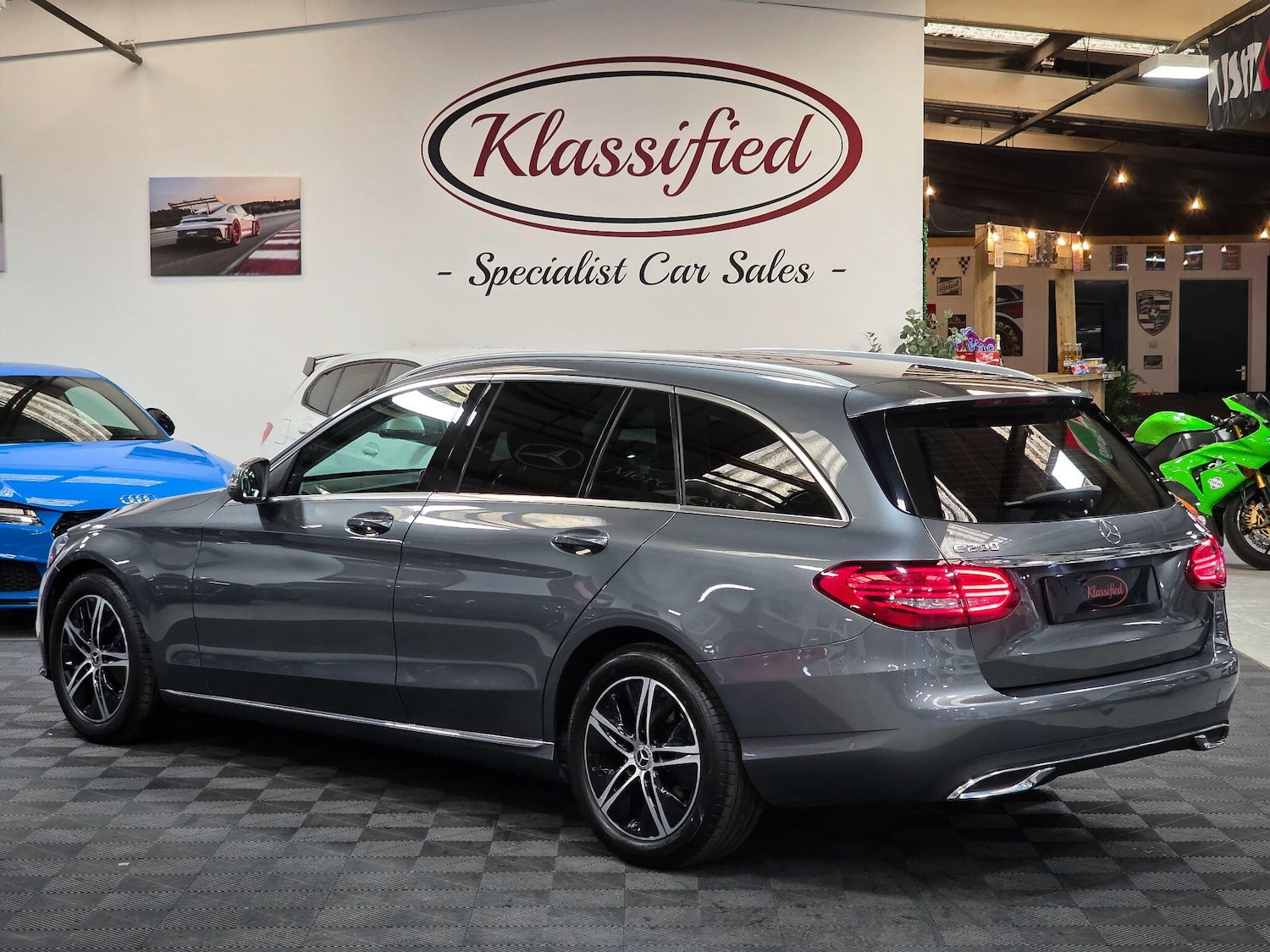 Used Mercedes-Benz C Class 2019 for sale - 76188451: Photo 2