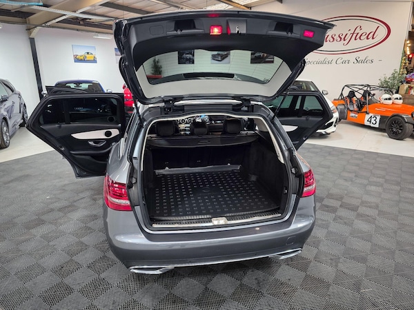 Used Mercedes-Benz C-Class 2019 for sale - 76188451: Photo 21