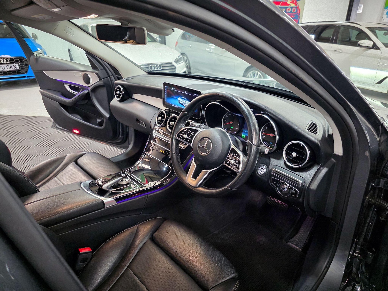 Used Mercedes-Benz C Class 2019 for sale - 76188451: Photo 8