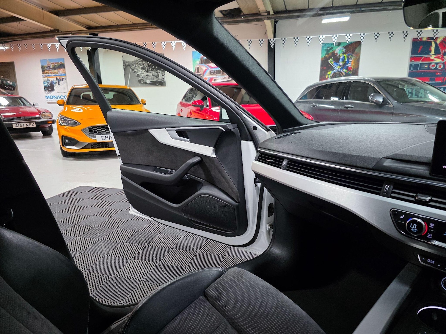 Used Audi A4 2019 for sale - 76714435: Photo 24