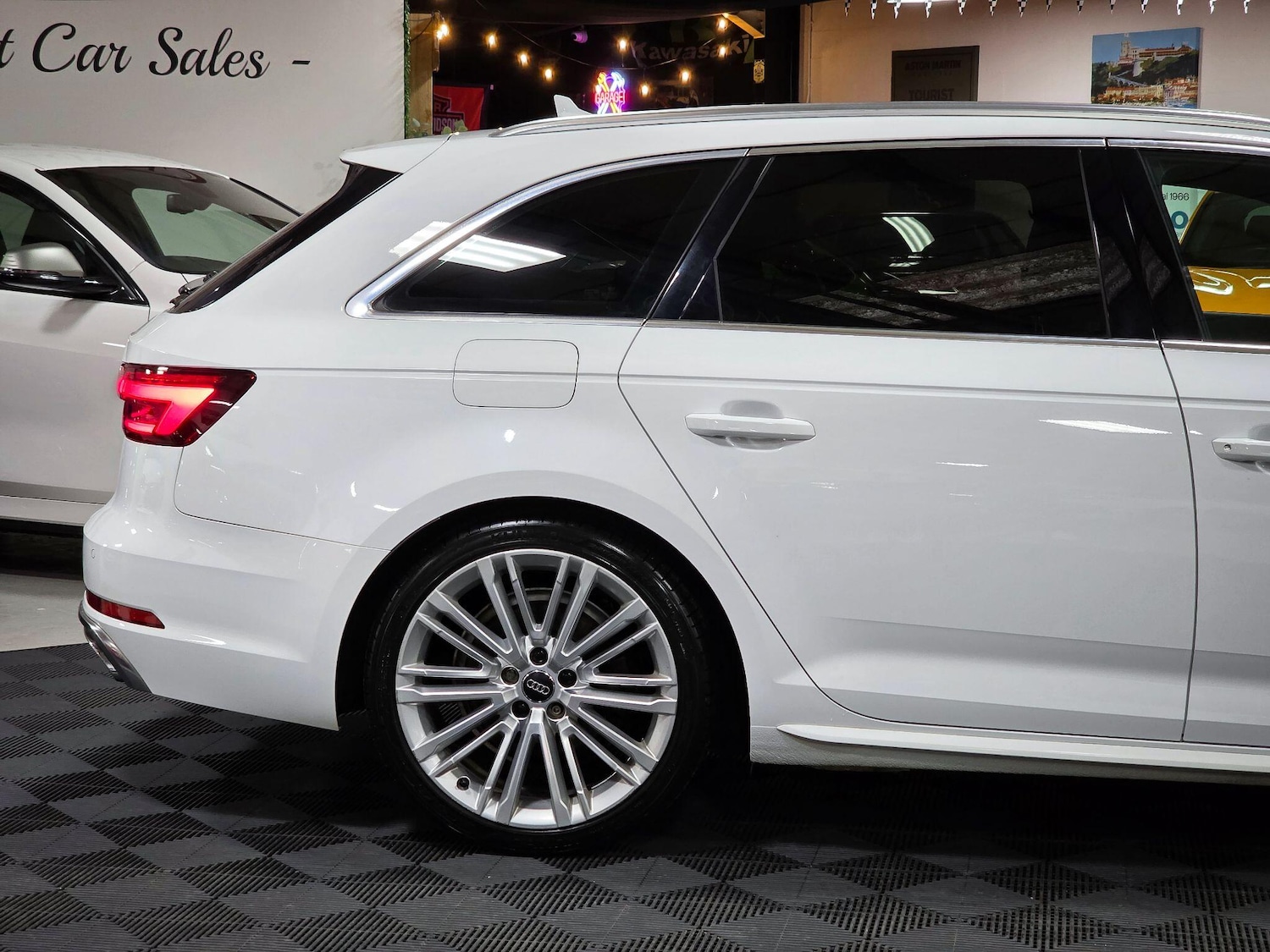 Used Audi A4 2019 for sale - 76714435: Photo 26