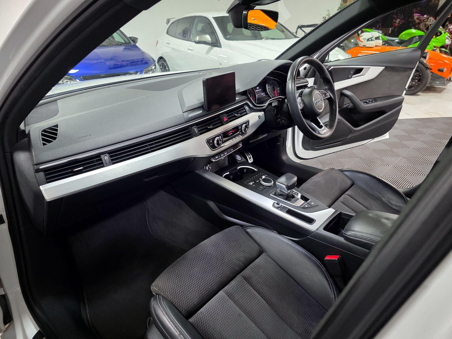 Used Audi A4 2019 for sale - 76714435: Photo 3