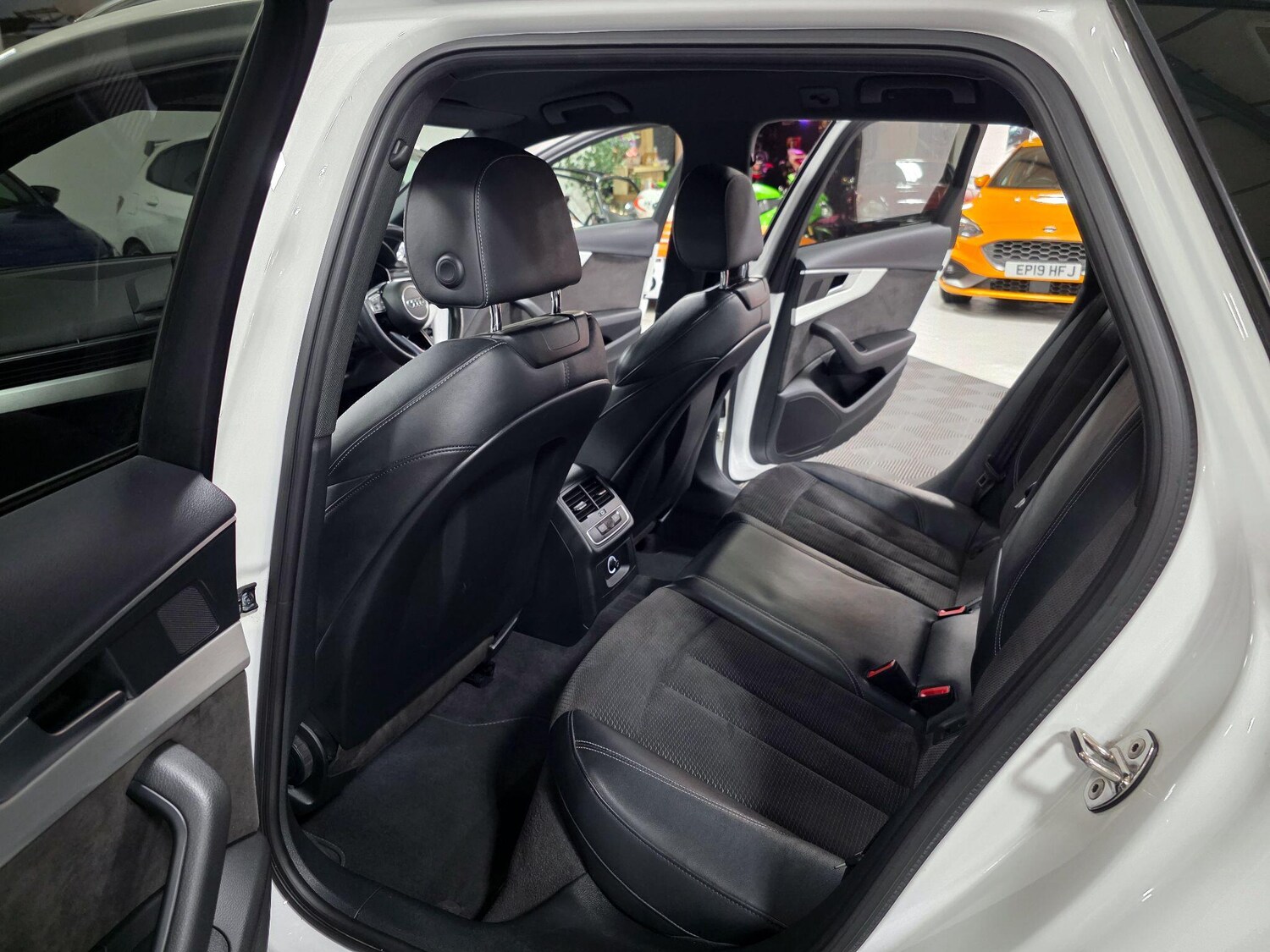 Used Audi A4 2019 for sale - 76714435: Photo 39