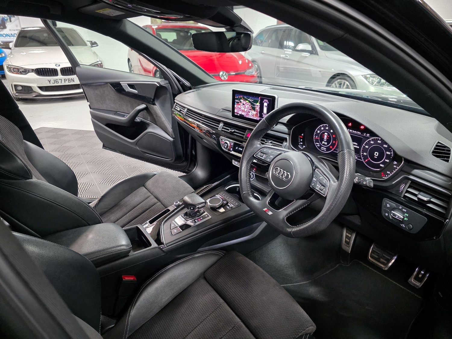 Used Audi A4 Avant 2019 for sale - 76122012: Photo 8