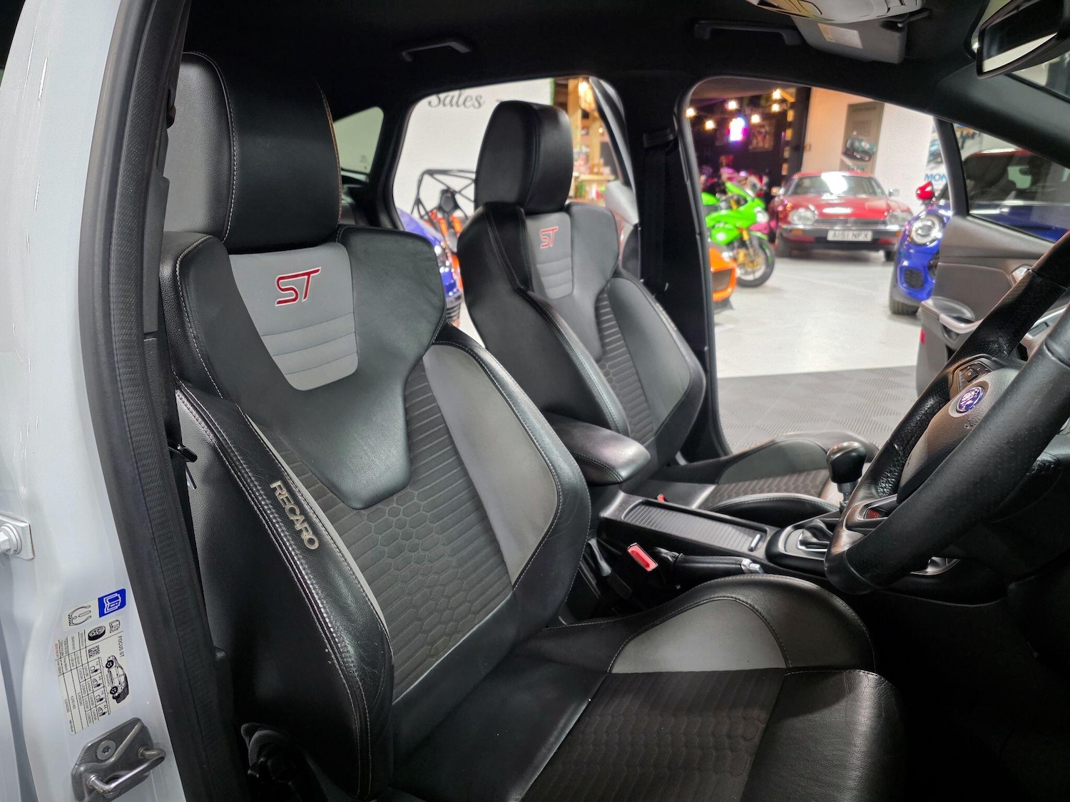 Used Ford Focus 2015 for sale - 77119774: Photo 9