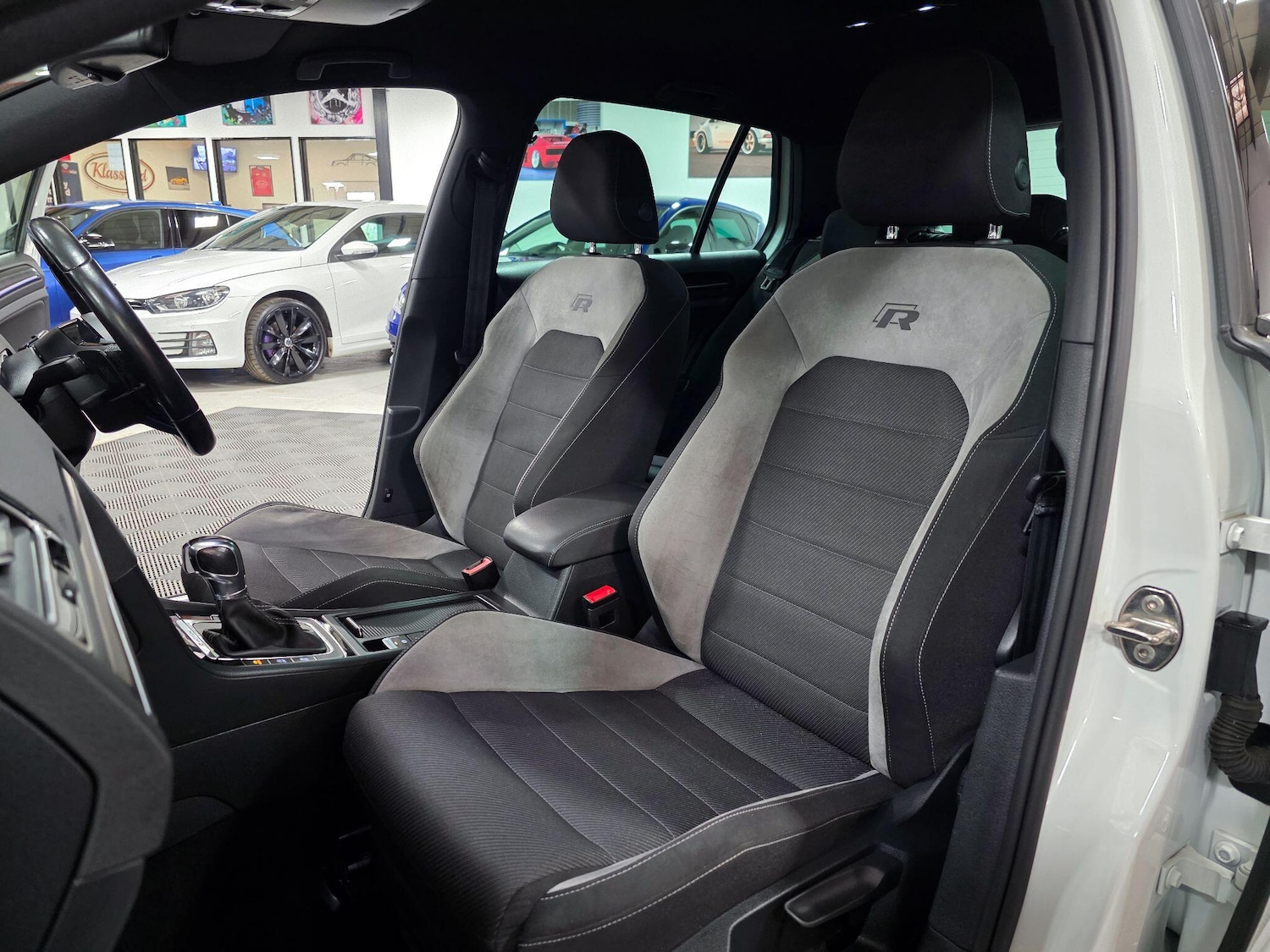 Used Volkswagen Golf 2016 for sale - 76592818: Photo 4