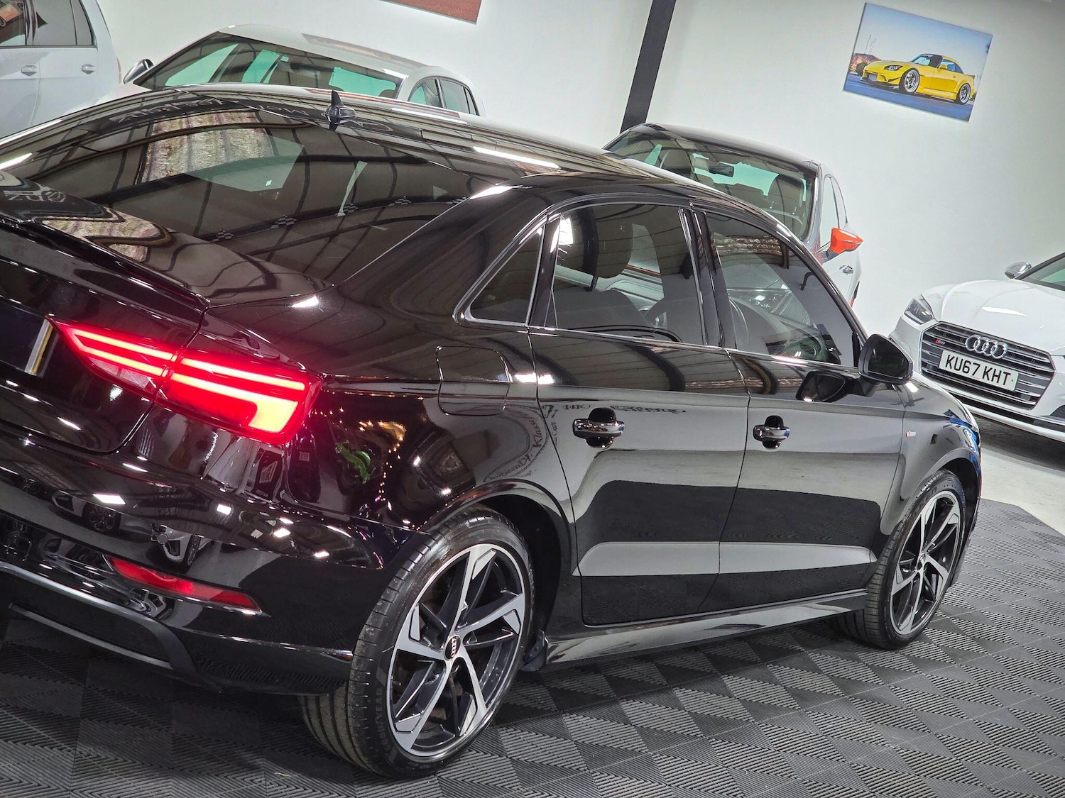 Used Audi A3 2018 for sale - 76997669: Photo 14