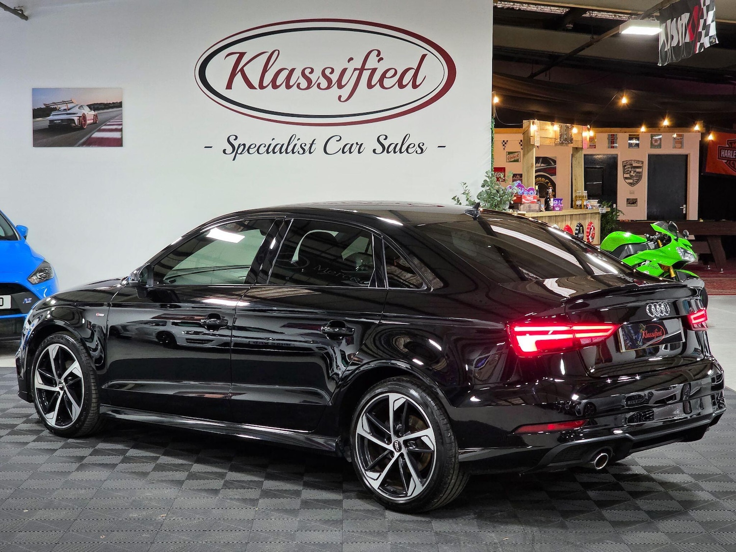 Used Audi A3 2018 for sale - 76997669: Photo 2