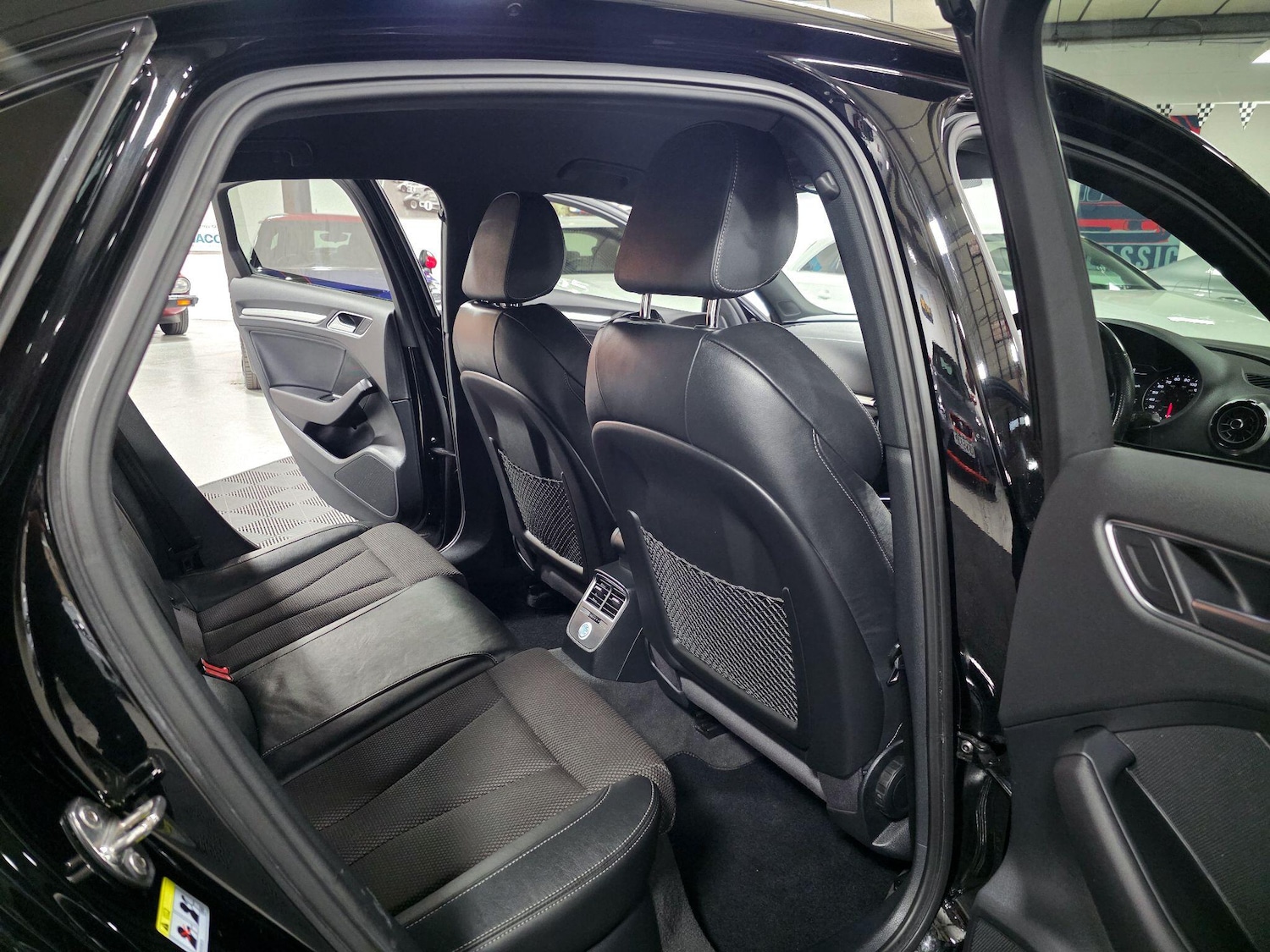 Used Audi A3 2018 for sale - 76997669: Photo 33