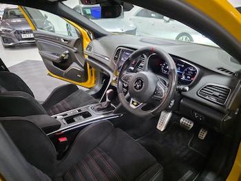 Used Renault Megane 2021 for sale - 78810222: Photo