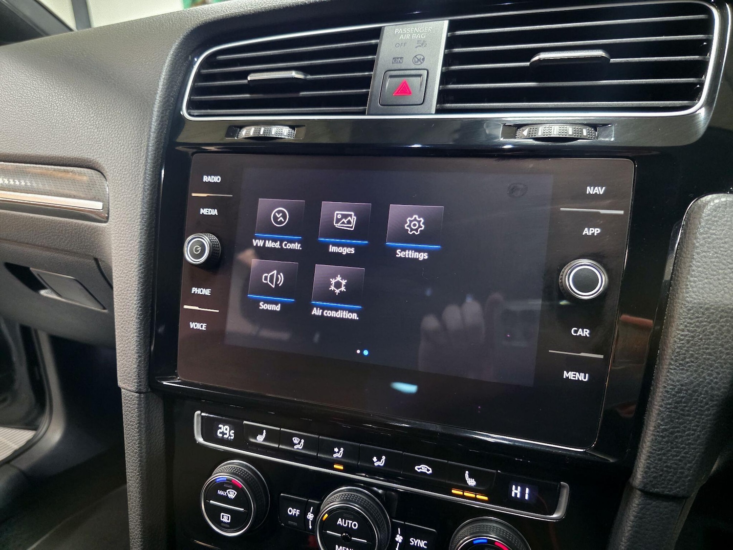 Used Volkswagen Golf 2019 for sale - 77496708: Photo 29