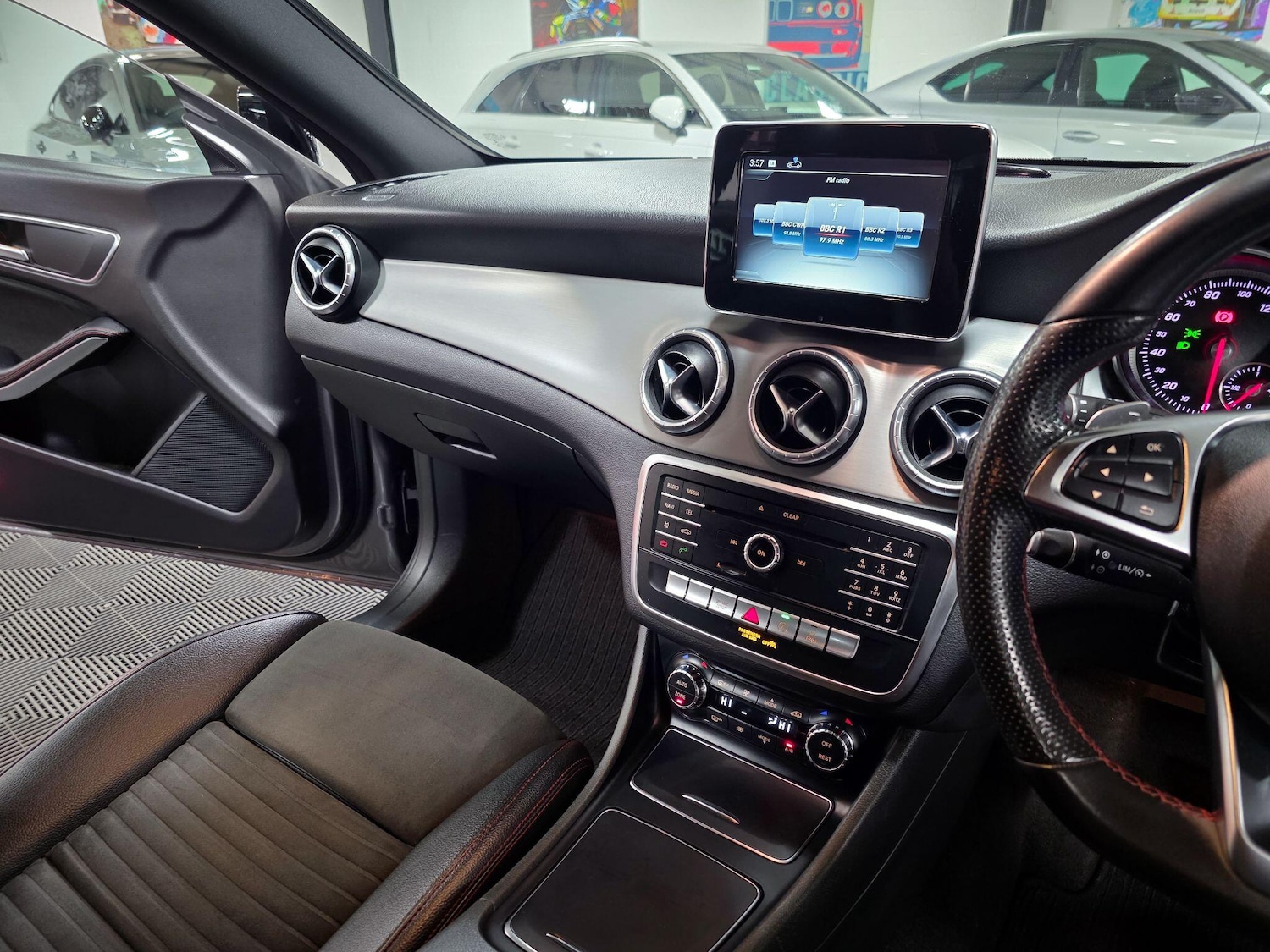 Used Mercedes-Benz CLA 2017 for sale - 76990958: Photo 31