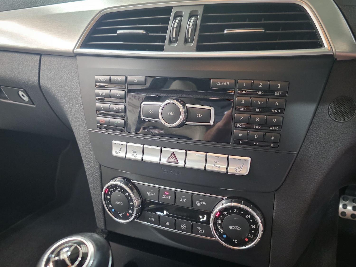 Used Mercedes-Benz C Class 2012 for sale - 76327392: Photo 32