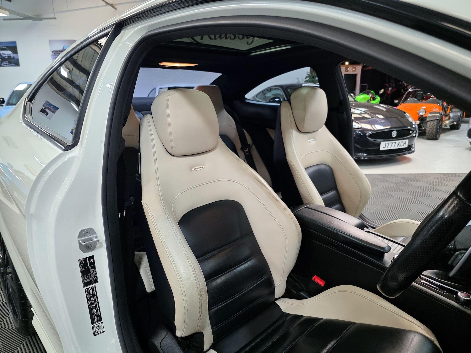Used Mercedes-Benz C Class 2012 for sale - 76327392: Photo 4