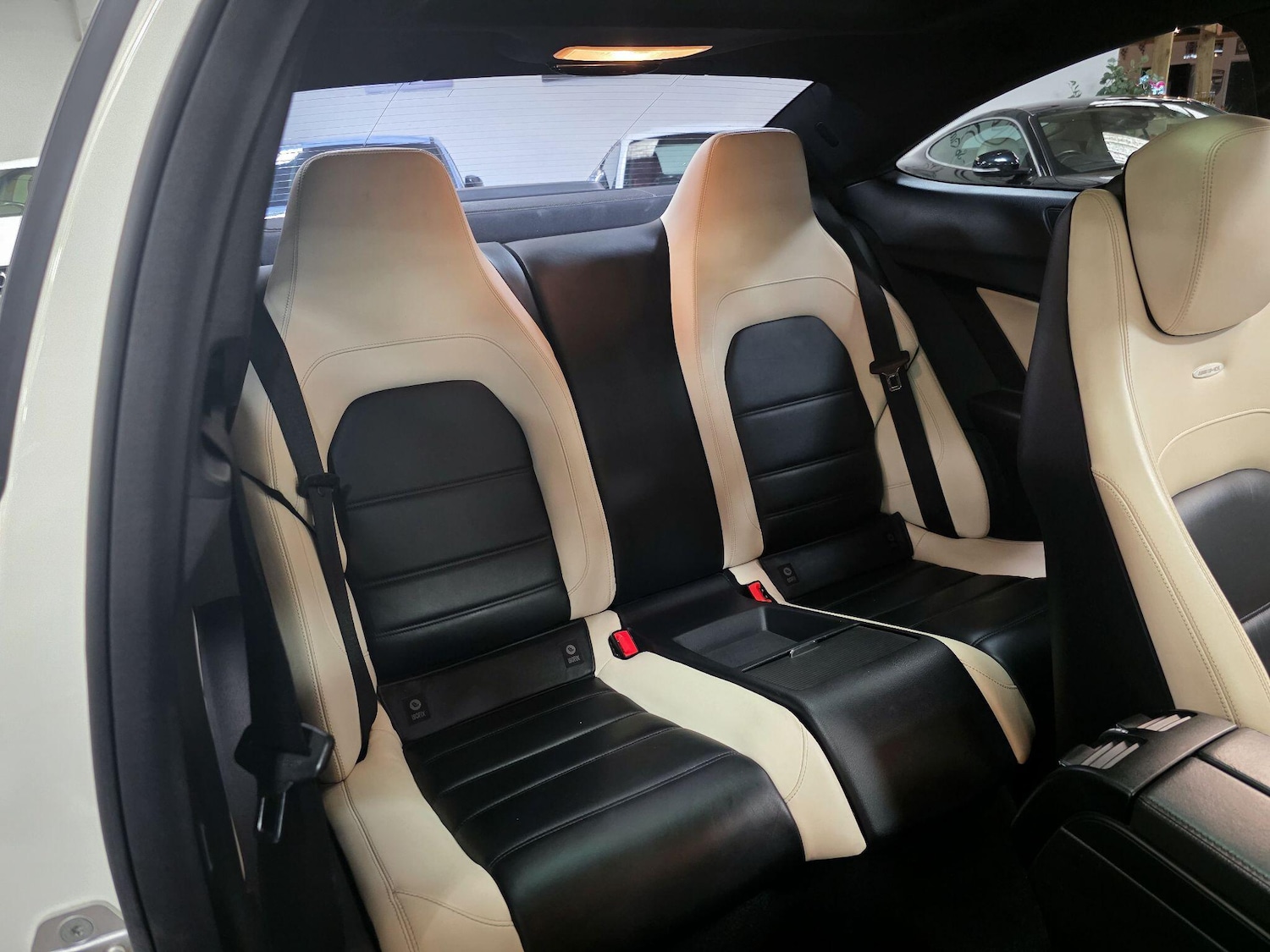 Used Mercedes-Benz C Class 2012 for sale - 76327392: Photo 41