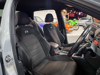 Used Volkswagen Golf 2017 for sale - 79452433: Photo