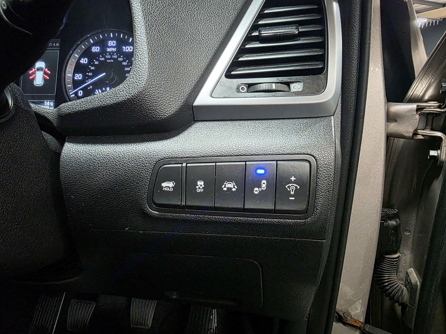 Used Hyundai TUCSON 2017 for sale - 76152336: Photo 29