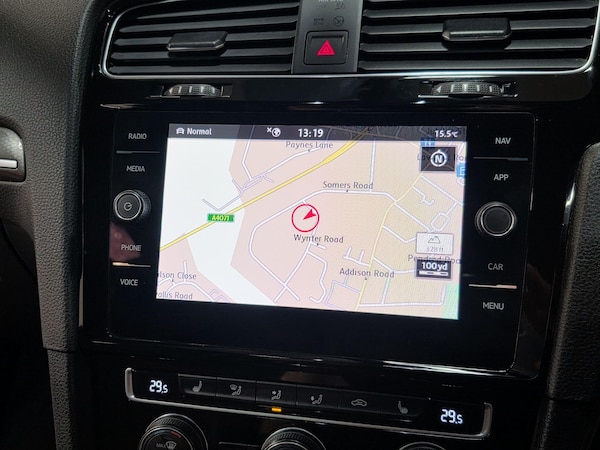 Used Volkswagen Golf 2019 for sale - 76214040: Photo 19