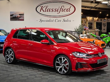 Volkswagen - Golf