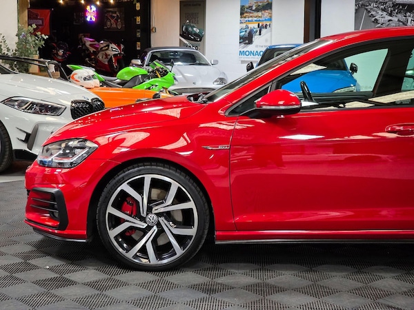 Used Volkswagen Golf 2019 for sale - 76214040: Photo 33